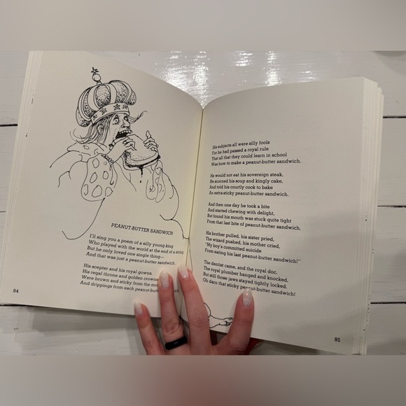 Where The Sidewalk Ends (Hard Cover) - Picture 9 of 9